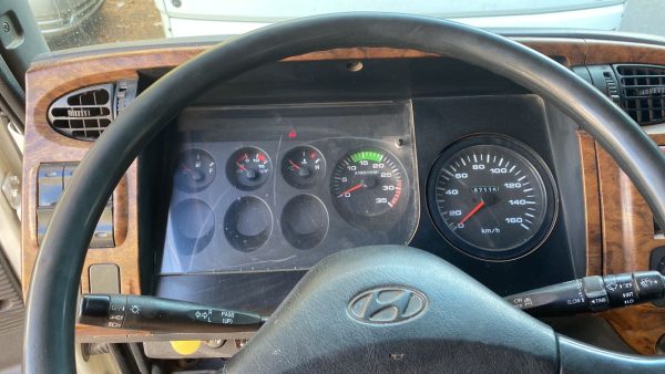 CAMIÓN HYUNDAI MOD. HD 120 AÑO 2011 - Imagen 2