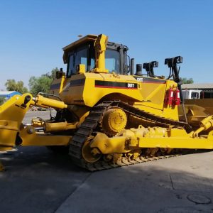 BULLDOZER D8T CATERPILLAR 2011