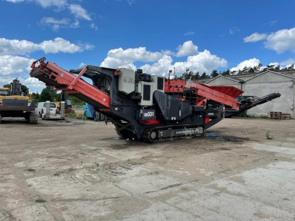 MOVIL DE CONO SANDVIK QH 331 AÑO 2014 - Imagen 2