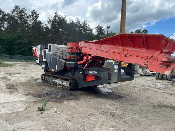 MOVIL DE CONO SANDVIK QH 331 AÑO 2014 - Imagen 5